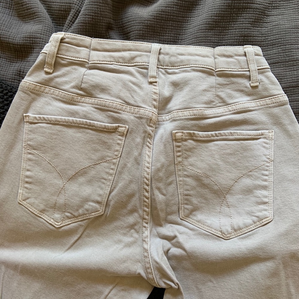 Jeans ! - Picture 2 of 4